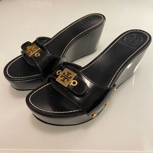Y2K Tory Burch Wedge Slides Black Patent Leather Size 6.5